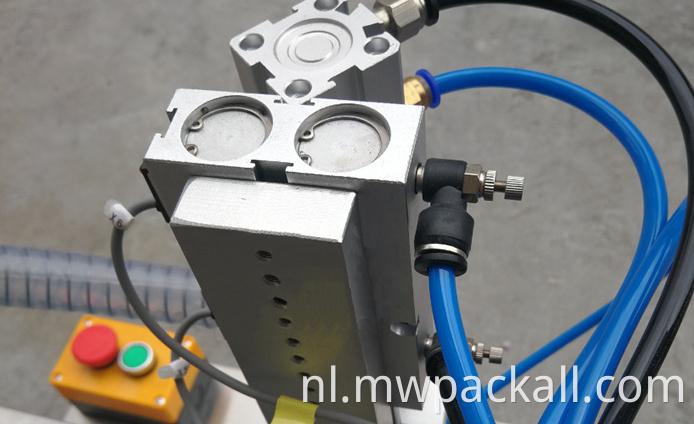 Ultrasone plastic buisvulling afdichtmachine voor cosmetische/ultrasone plastic gelamineerde buisvulling en afdichtmachine